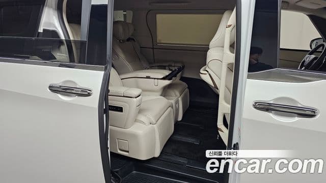 Lexus LM 2세대 Executive, 2025 12