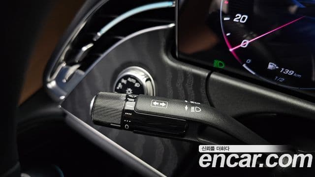 Mercedes-Benz E-класс W214 Avantgarde, 2025 17