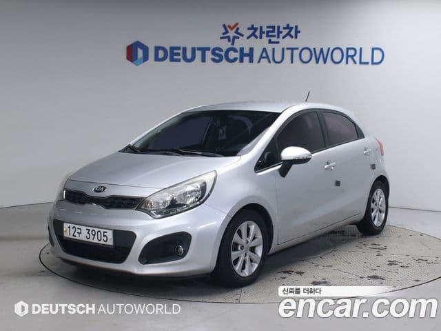 Kia All New Pride Luxury, 2014 1