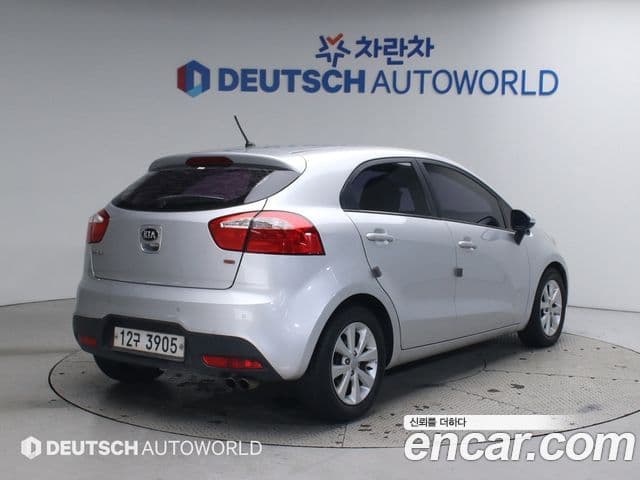 Kia All New Pride Luxury, 2014 2