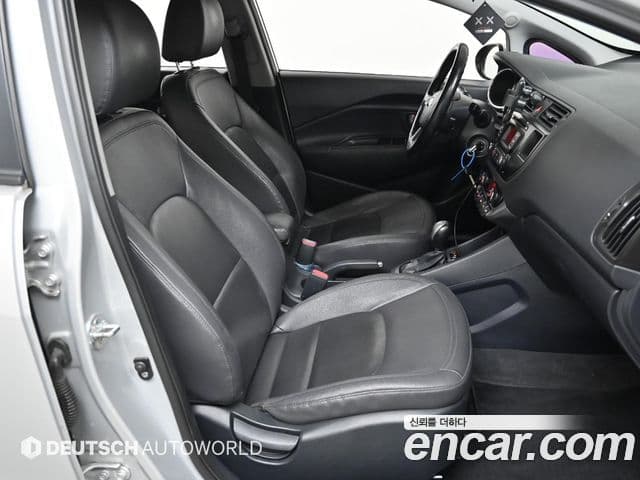 Kia All New Pride Luxury, 2014 10