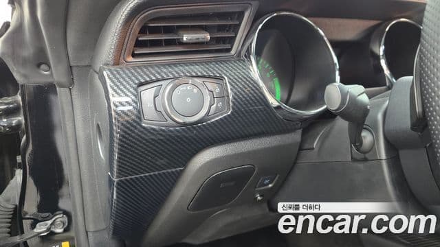 Ford Mustang GT купе, 2017 17