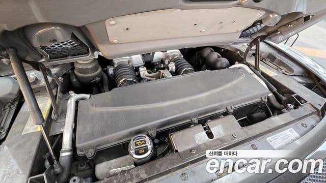 Audi R8 5.2 V10 Spyder, 2011 6