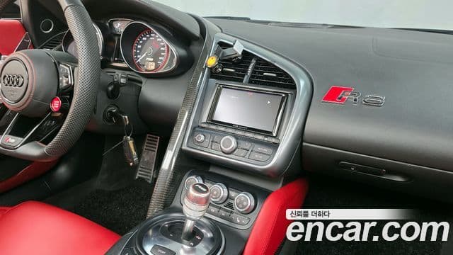 Audi R8 5.2 V10 Spyder, 2011 13