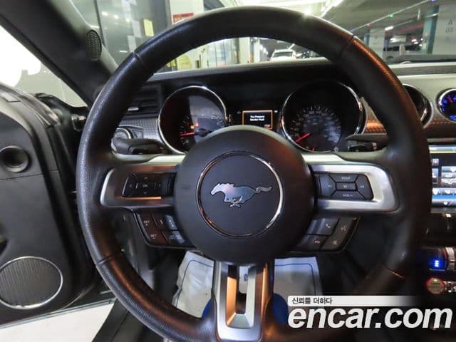 Ford Mustang купе, 2015 7