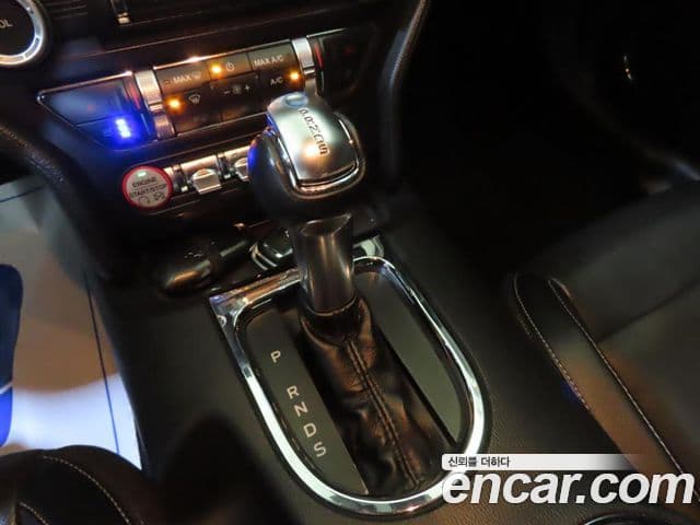 Ford Mustang купе, 2015 9