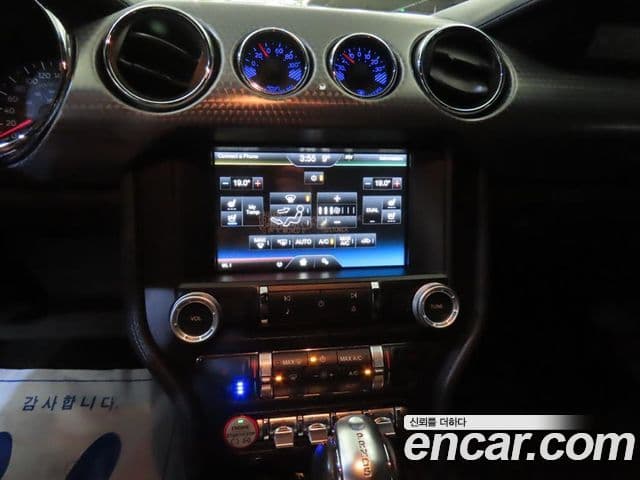 Ford Mustang купе, 2015 10