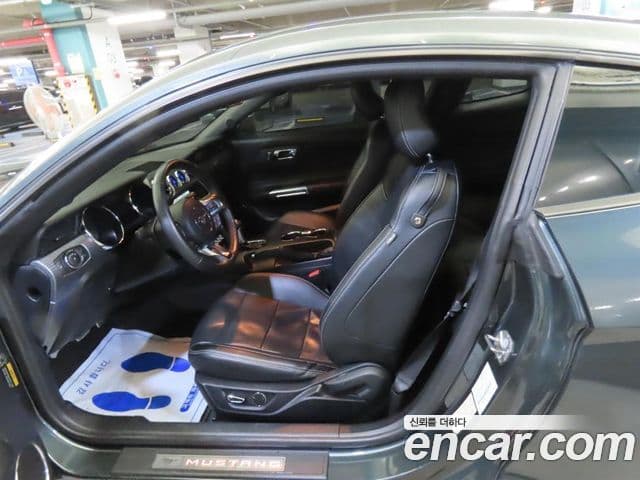 Ford Mustang купе, 2015 15