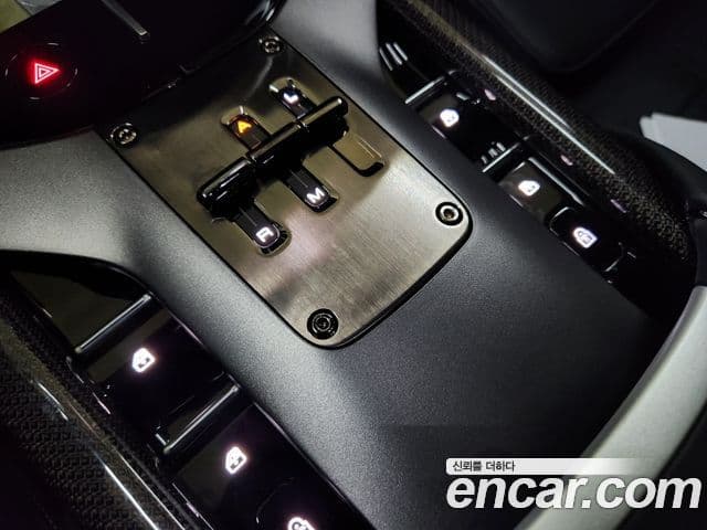 Ferrari Purosangue, 2024 16