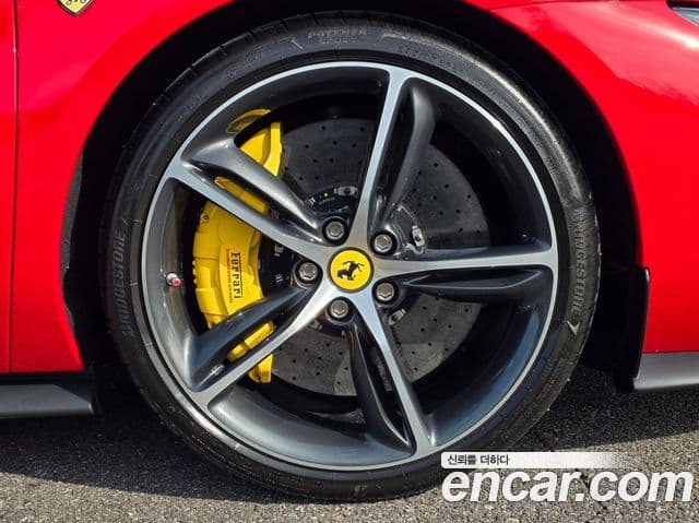 Ferrari 296 GTB 3.0 V6, 2022 все фото