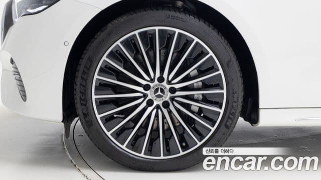 Mercedes-Benz E-класс W214 Exclusive, 2024 все фото