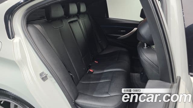BMW 3시리즈 (F30) 320d M Sport, 2017 12