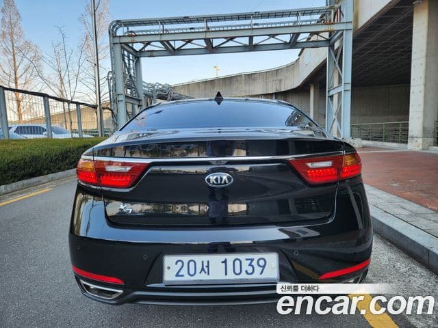 Kia All New K7 Prestige, 2016 4