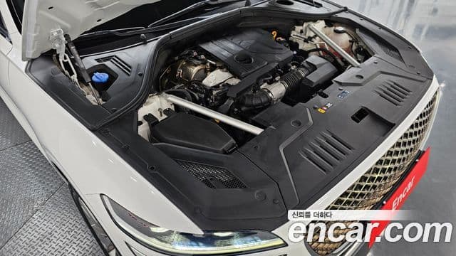 Genesis GV70, 2021 6