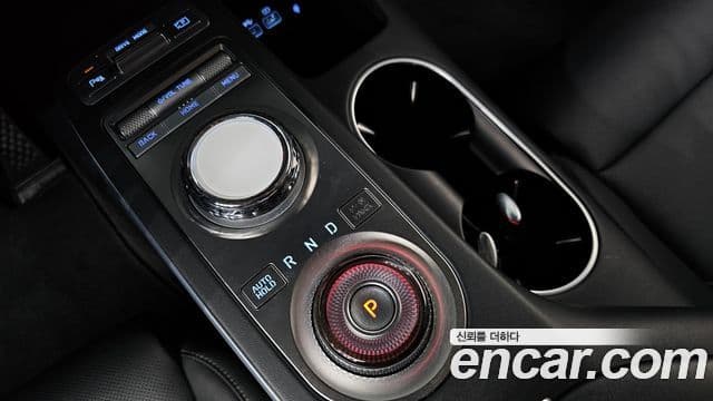 Genesis GV70, 2021 9