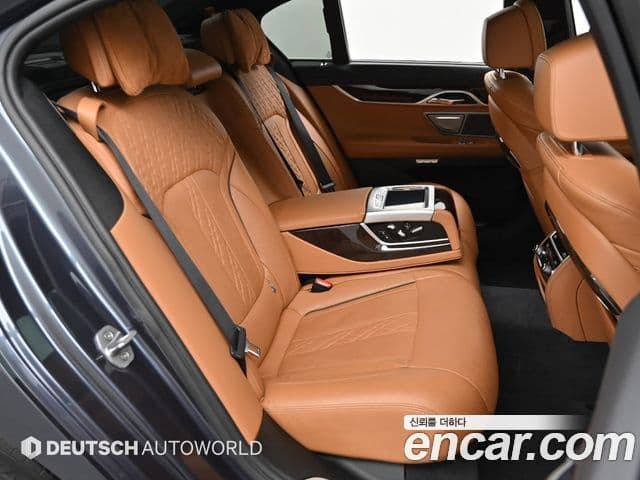BMW 7시리즈 (G11), 2016 12