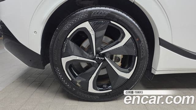 Kia EV6 GT Line, 2022 все фото