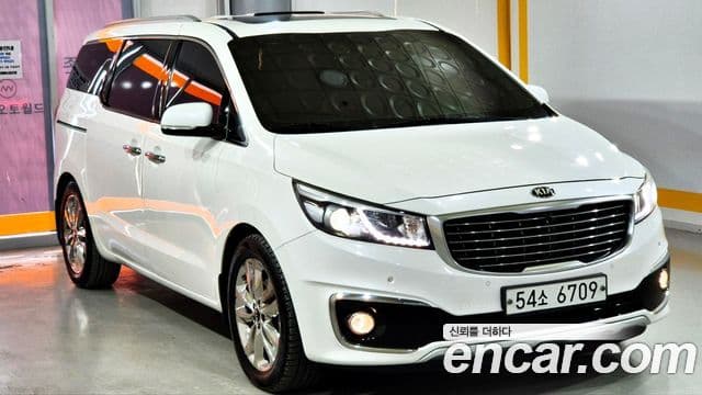 Kia All New Carnival Prestige, 2015 3