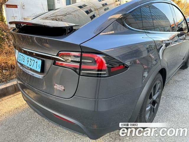 Tesla модель X Plaid, 2023 2