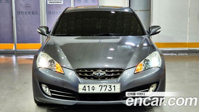 Hyundai Genesis купе 200 турбо R, 2010 2