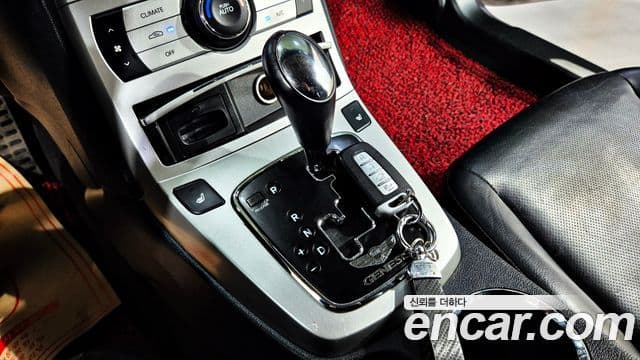 Hyundai Genesis купе 200 турбо R, 2010 10