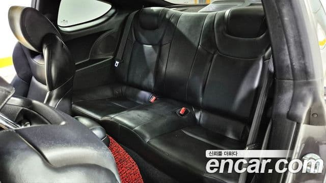Hyundai Genesis купе 200 турбо R, 2010 13