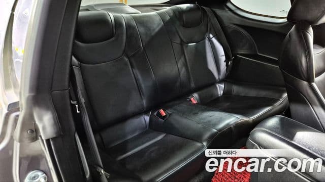 Hyundai Genesis купе 200 турбо R, 2010 14