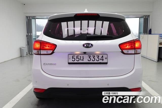 Kia All New Carens Prestige, 2015 4