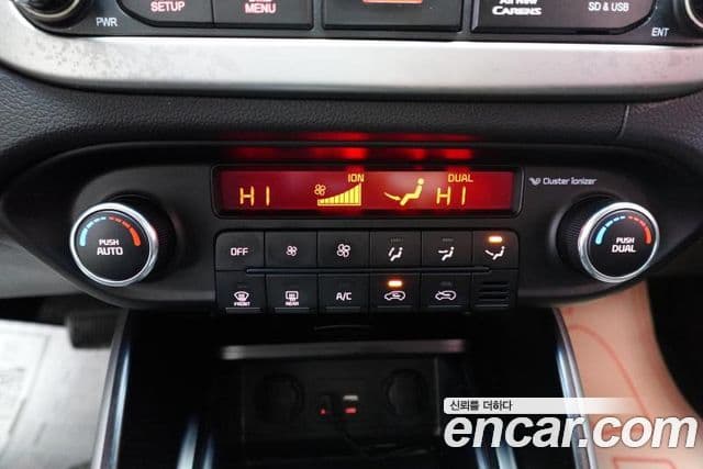 Kia All New Carens Prestige, 2015 11