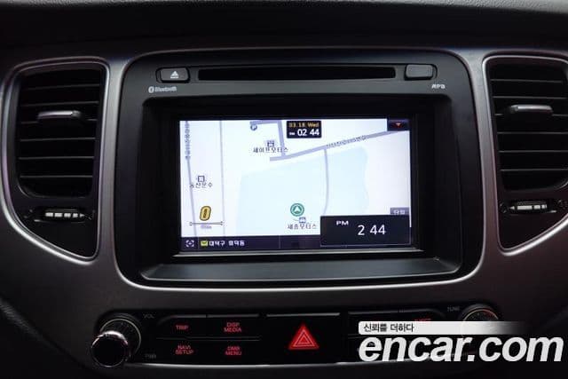 Kia All New Carens Prestige, 2015 12