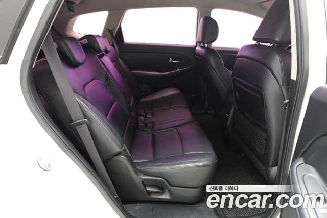 Kia All New Carens Prestige, 2015 16