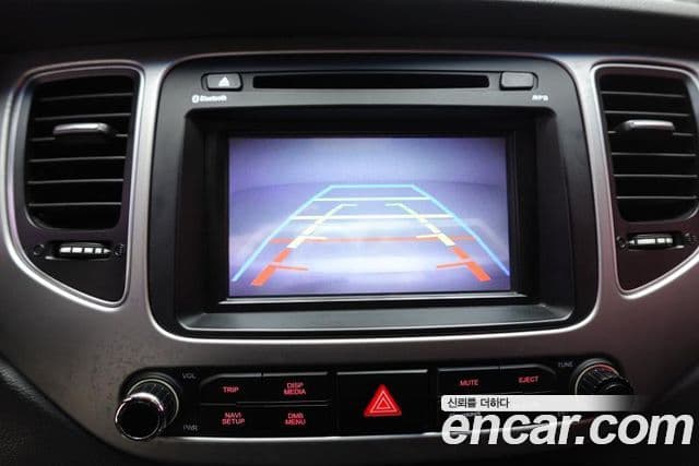 Kia All New Carens Prestige, 2015 17