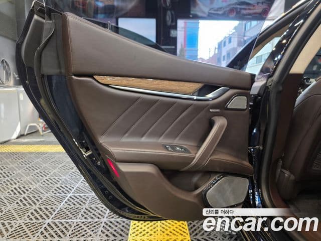 Maserati 기블리 3세대, 2019 8