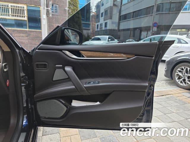 Maserati 기블리 3세대, 2019 10