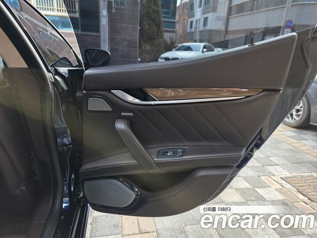 Maserati 기블리 3세대, 2019 12