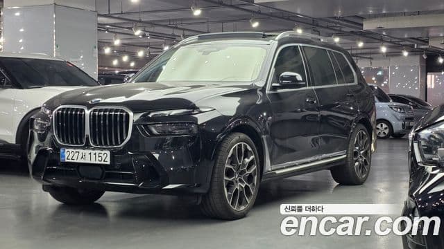 BMW X7 (G07) xDrive 40i M Sport 6인승, 2025 2