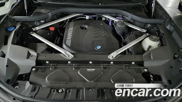 BMW X7 (G07) xDrive 40i M Sport 6인승, 2025 все фото