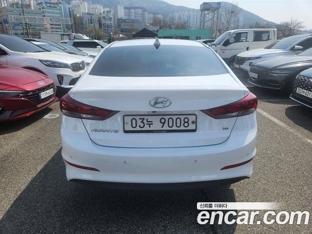 Hyundai Avante AD 1.6 GDI Value Plus, 2018 4