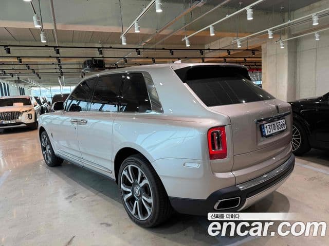 Rolls-Royce Cullinan, 2021 6