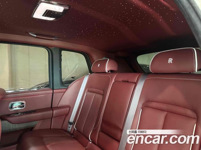 Rolls-Royce Cullinan, 2021 10