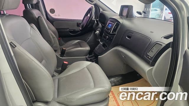 Hyundai Grand Starex Smart, 2017 все фото