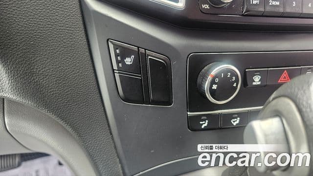 Hyundai Grand Starex Smart, 2017 16