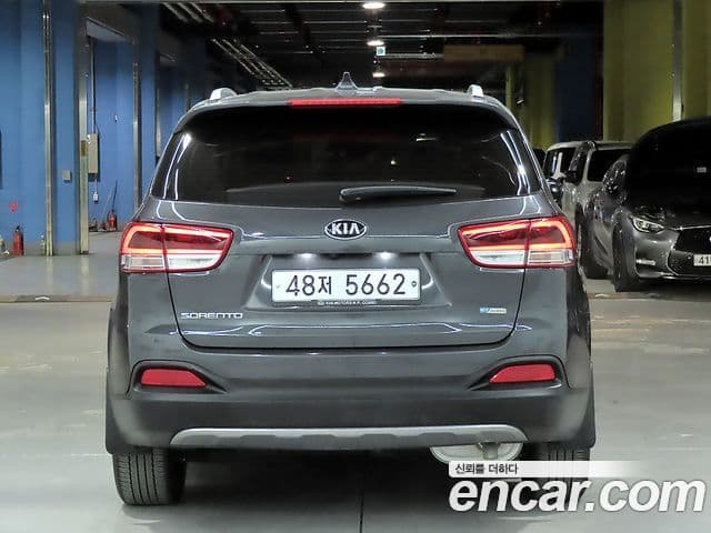Kia All New Sorento Noblesse Special, 2015 4