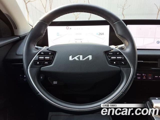 Kia EV6 Air, 2023 9