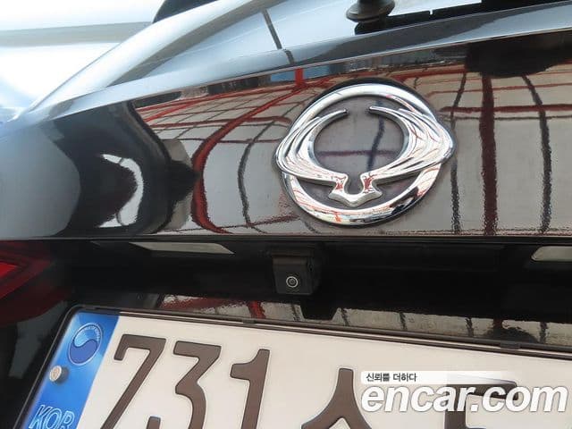 KG모빌리티(SsangYong) Korando 투리스모 4WD 9인승 Adventure 60th Edition, 2015 17