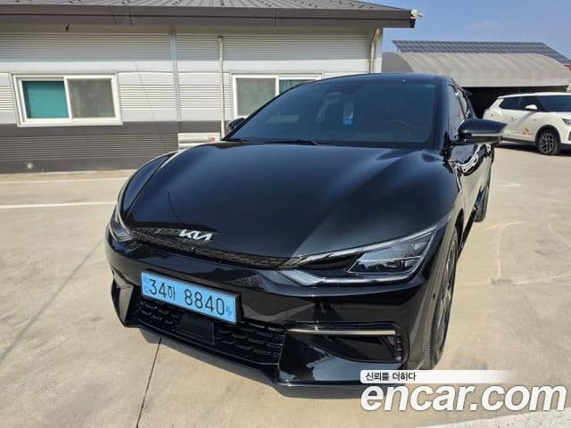 Kia EV6 GT Line, 2023 все фото