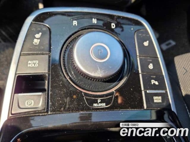 Kia Niro Plus Air (таксомоторный тип), 2024 4