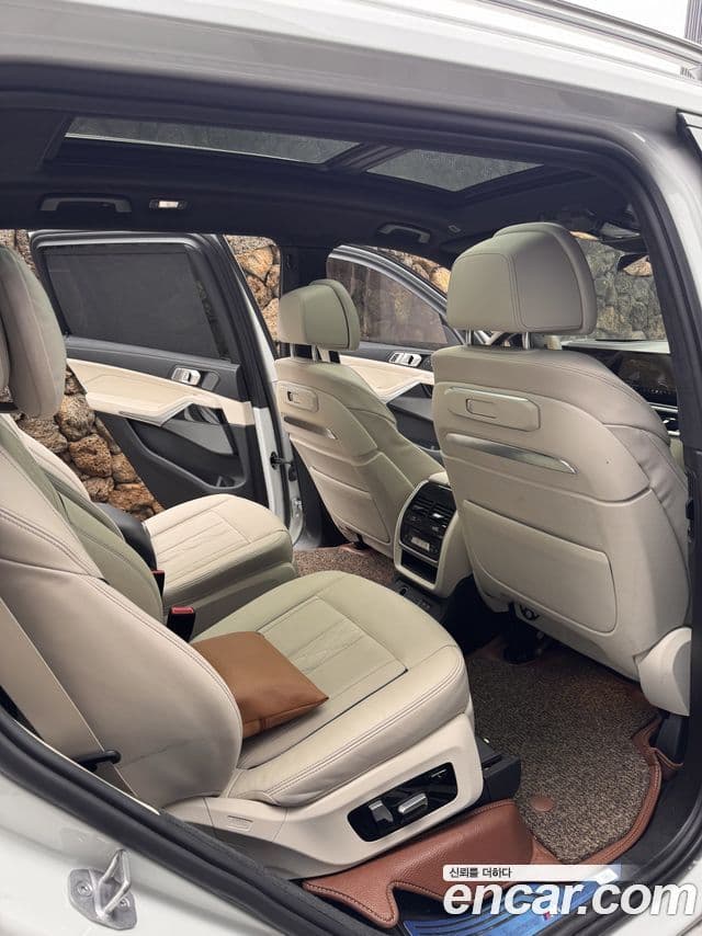 BMW X7 (G07) xDrive 40d M Sport 6인승, 2024 4
