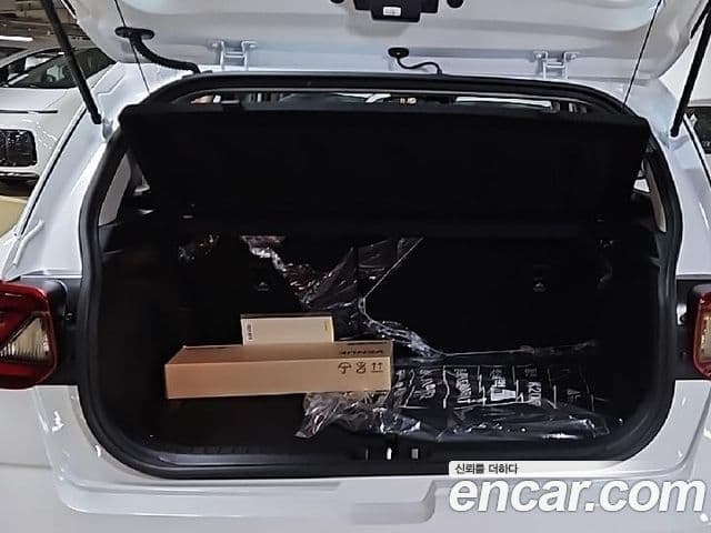 Hyundai Venue Premium, 2026 19