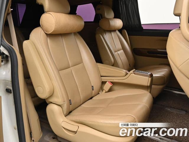 Kia All New Carnival Noblesse, 2016 12